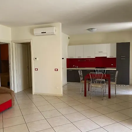 Apt24 - Rovaroli Apartmán *